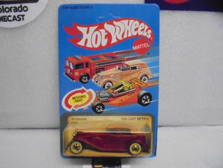 1982 HOT WHEELS RED  31 DOOZIE UNPUNCHED CARD Supply